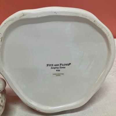 Sale Photo Thumbnail #250: 2 pieces: large Fitz & Floyd Santa bowl and short Fitz & Floyd santa creamer
