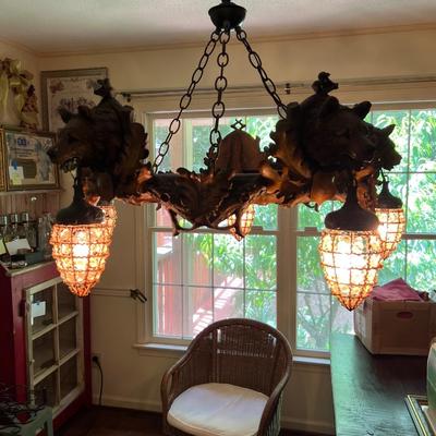 Bear Heads Chandelier (DR-RG)