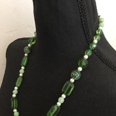 Cool green faux vintage necklace