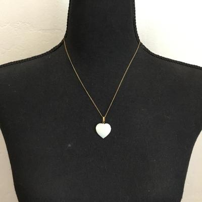 Cute vintage heart necklace