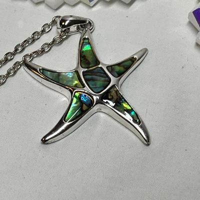 Lot 520 Lot #5 Jewelry Bracelets