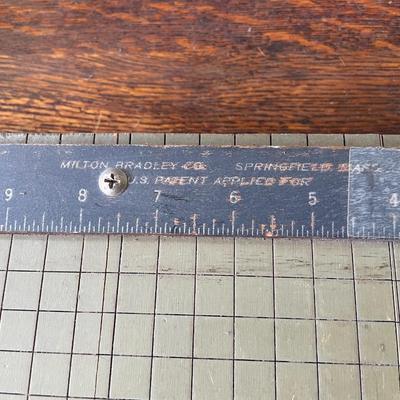 Poplar green institutional paper cutter