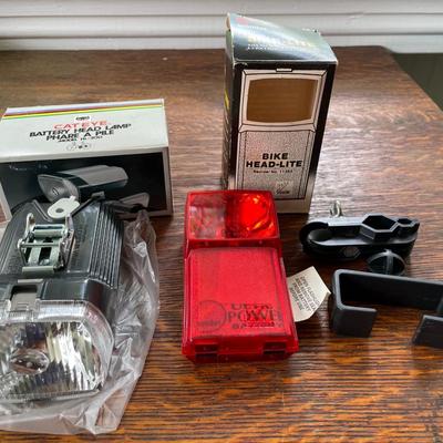 Pair of bicycle lights