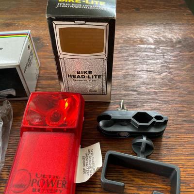 Pair of bicycle lights