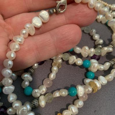 Pearl Necklaces Lot