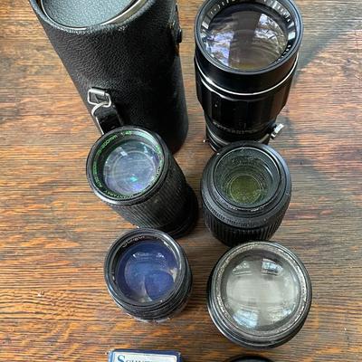 Mixed lot of 35mm camera lenses`