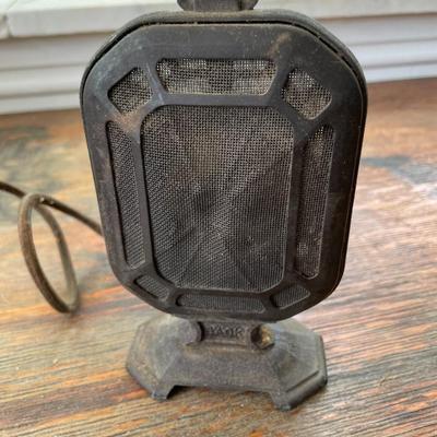 Vintage RCA double-button carbon desktop microphone