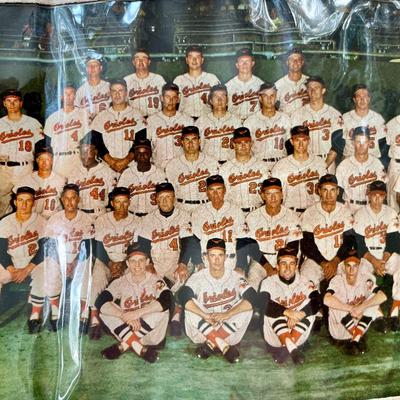 Vintage Baltimore Orioles baseball 1960 team photo & 1979 full-size felt pennants