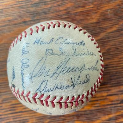 Mixed lot of Baltimore Orioles Baseball memorabilia