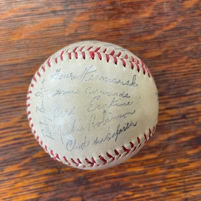 Mixed lot of Baltimore Orioles Baseball memorabilia