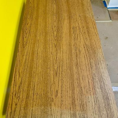 Power outlet table