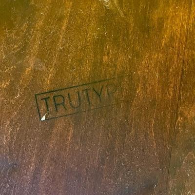 Vintage Mid-Century Trutype circle occasion/end table