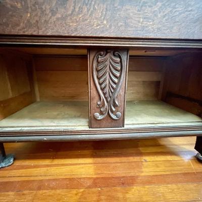 Victorian 2pc carved oak mirrored buffet/sideboard on casters