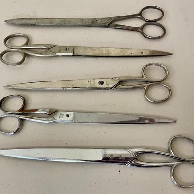 5-pair lot of vintage fabric/tailor scissors