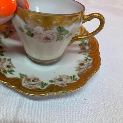 Sale Photo Thumbnail #408: Set of 2 vintage demitasse tea cups with matching saucers