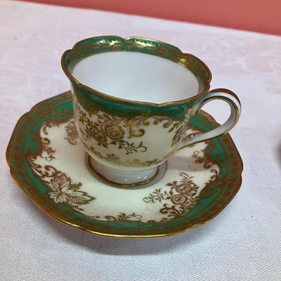 Sale Photo Thumbnail #407: Set of 2 vintage demitasse tea cups with matching saucers