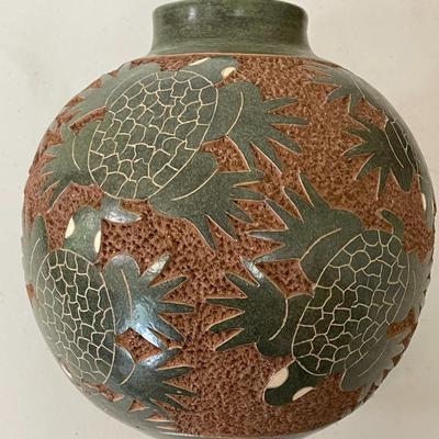 Trio of hand-made Nicaragua vases by Juan Paulino Martinez & Lourdes Martinez