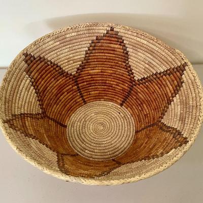 Trio of vintage hand-woven Gullah, Pima sweetgrass baskets