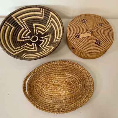 Trio of vintage hand-woven Gullah, Pima sweetgrass baskets