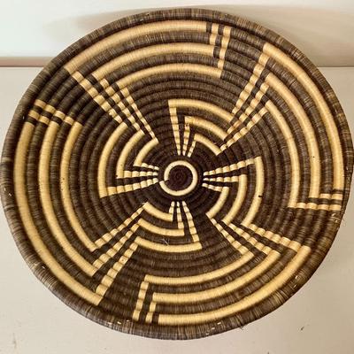 Trio of vintage hand-woven Gullah, Pima sweetgrass baskets