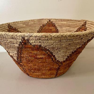 Trio of vintage hand-woven Gullah, Pima sweetgrass baskets