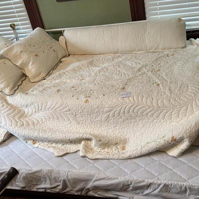Day Bed Frame With Trundle Bed Frame Underneath