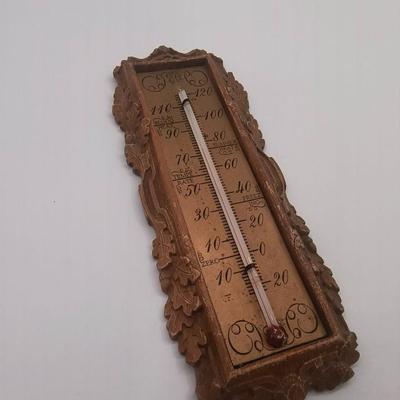 Hanging thermometer