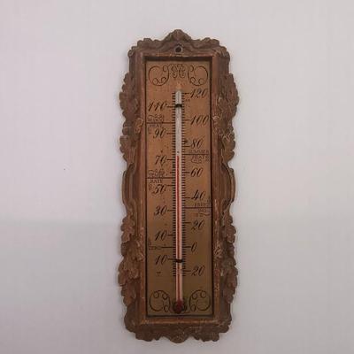 Hanging thermometer