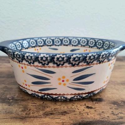 1.0 qt. Casserole dish