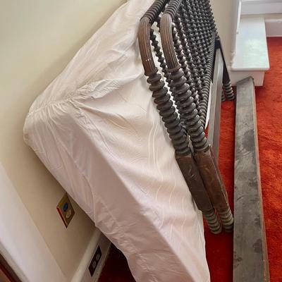 Antique full-size Jenny Lind spindle bed