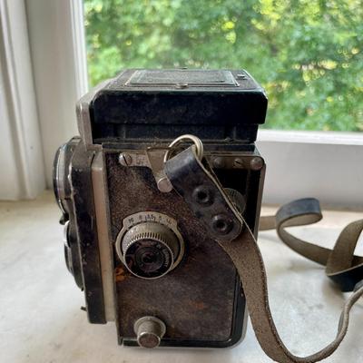 Vintage Roliflex camera
