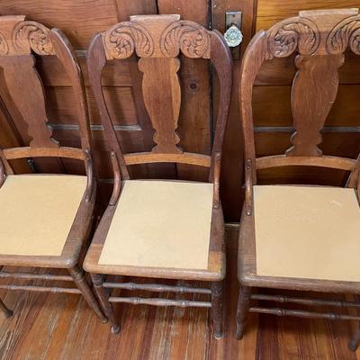 Set of 6 caned chairs