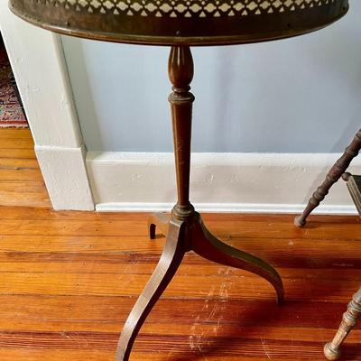 Pair of vintage plant stands/accent tables
