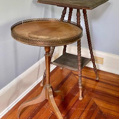 Pair of vintage plant stands/accent tables
