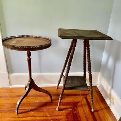 Pair of vintage plant stands/accent tables