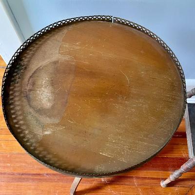 Pair of vintage plant stands/accent tables