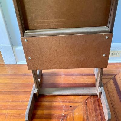 Adjustable drafting table