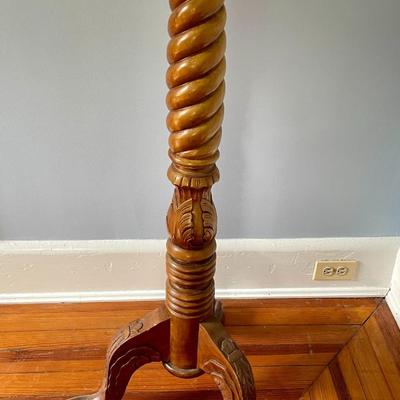 Acanthus barley twist claw-foot plant stand/plinth