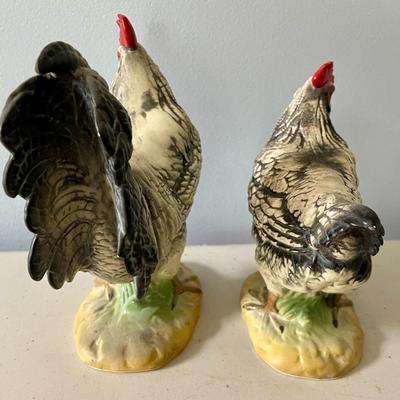 Vintage Japan painted ceramic rooster & hen
