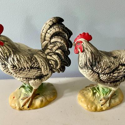 Vintage Japan painted ceramic rooster & hen