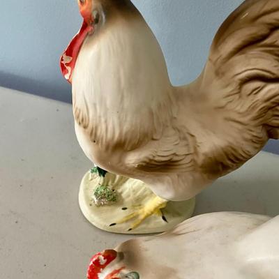 2 pair of vintage Norcrest ceramic white roosters & hens