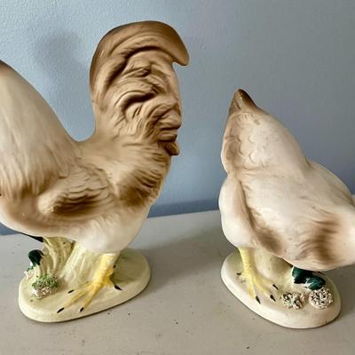 2 pair of vintage Norcrest ceramic white roosters & hens