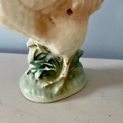 2 pair of vintage Norcrest ceramic white roosters & hens