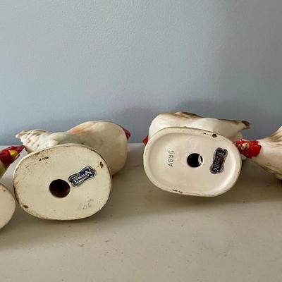 2 pair of vintage Norcrest ceramic white roosters & hens