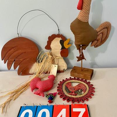 Mixed 5pc lot of rooster decor