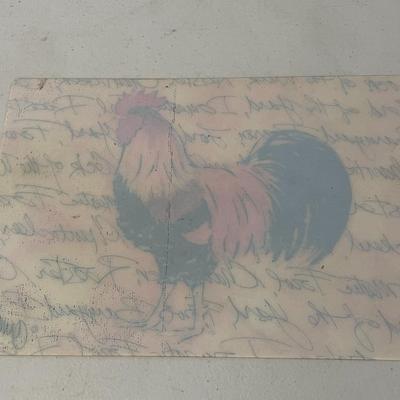 Mixed 5pc vintage lot of metal roosters + vinyl placemat