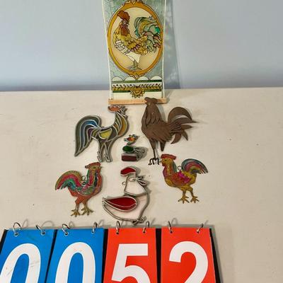 Mixed 7pc lot of "flat" roosters