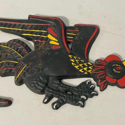 Pair of vintage Winton painted cast iron fighting roosters