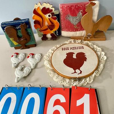 Mixed kitchen rooster lot