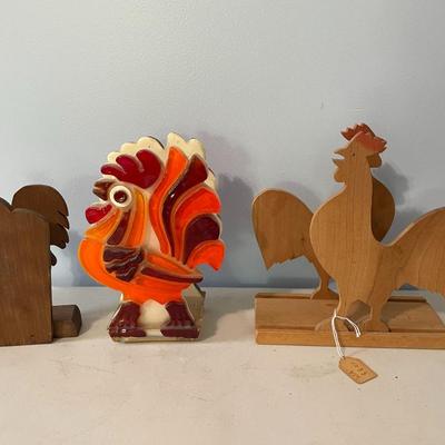 Mixed kitchen rooster lot